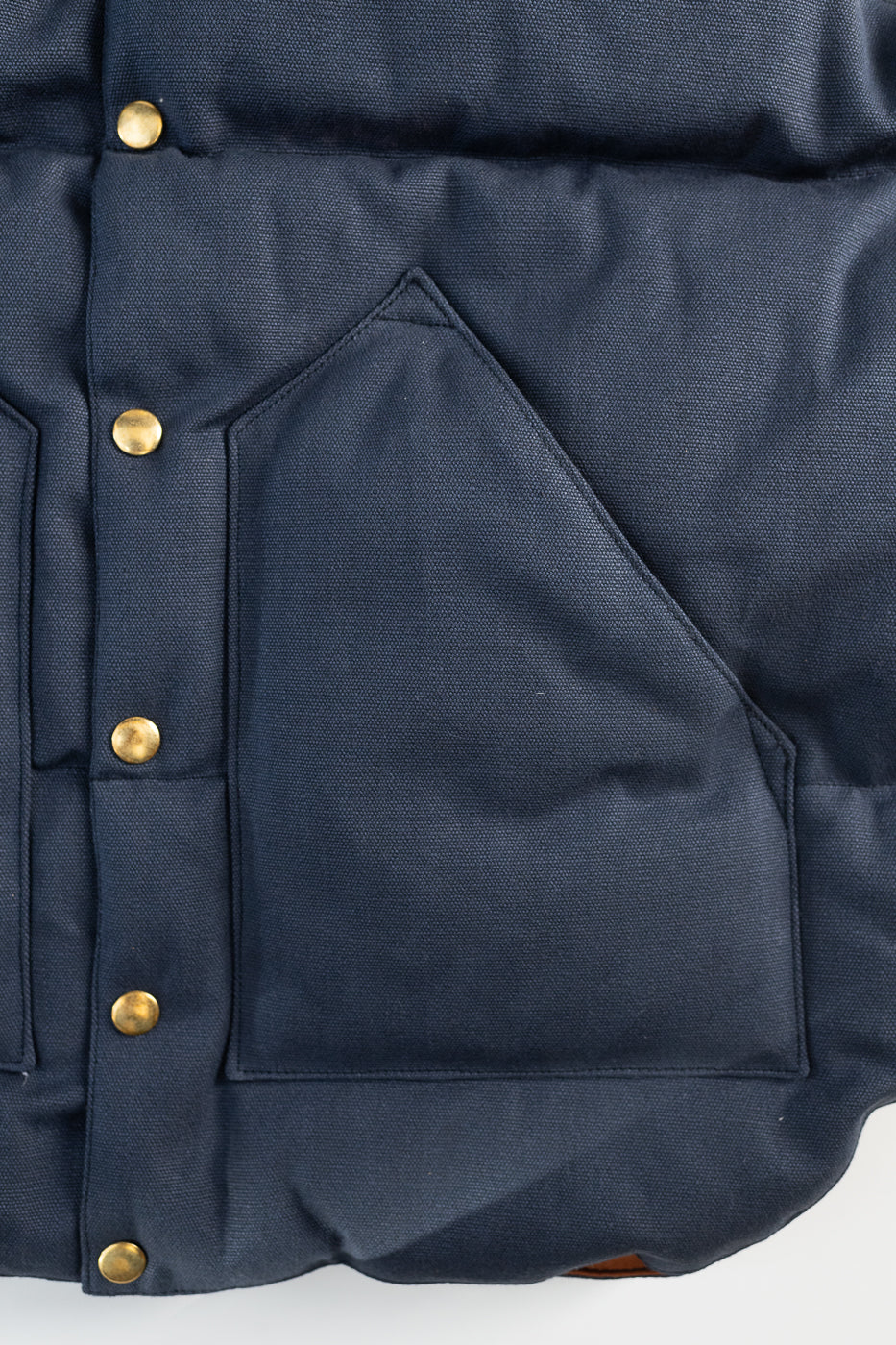 Lot 2223 - Rocky Mountain x Warehouse Canvas Down Vest - Navy