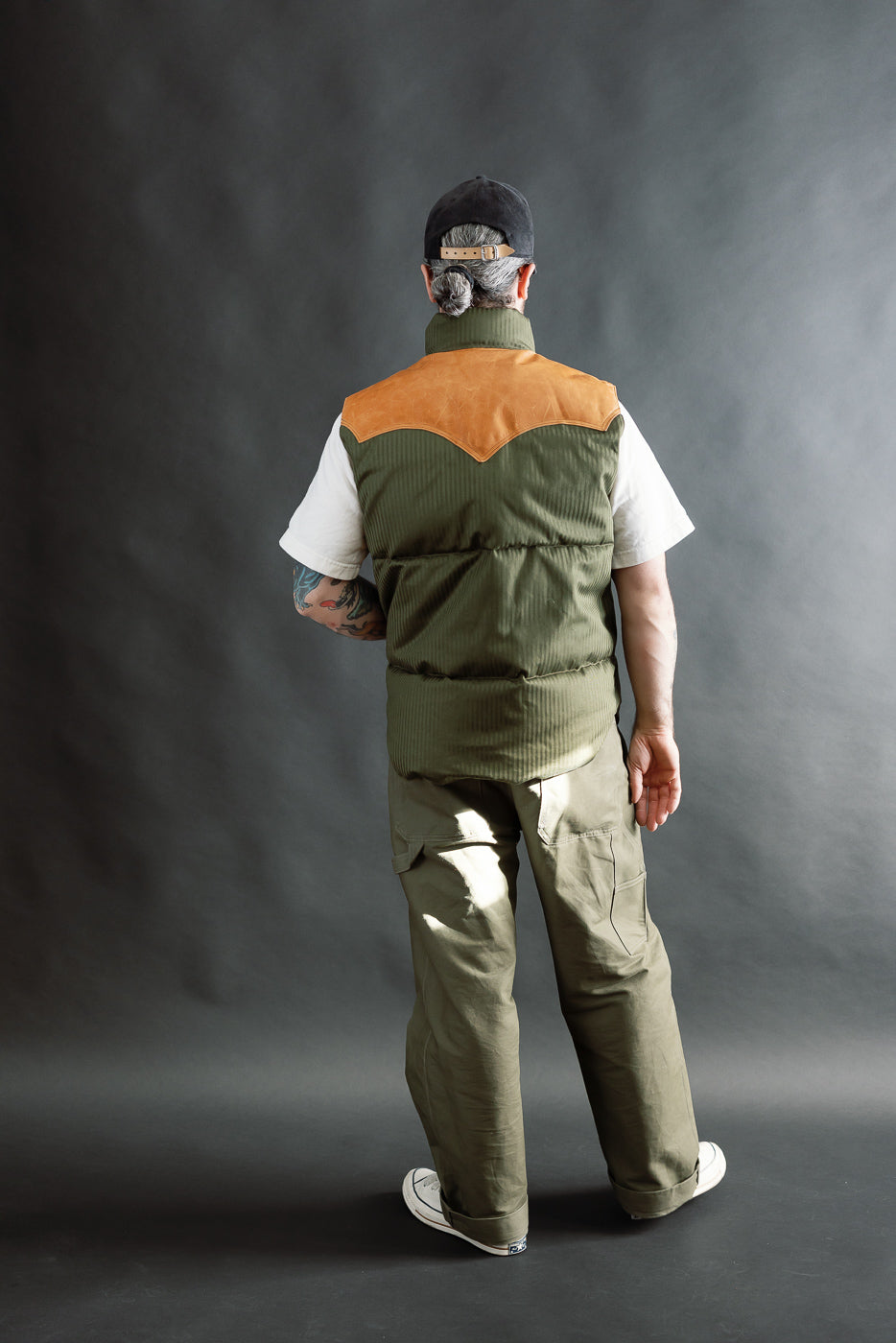SOPHNET. × Rocky Mountain DOWN VEST Rocky Mountain Featherbed x Warehouse Nylon Down Vest in Camel