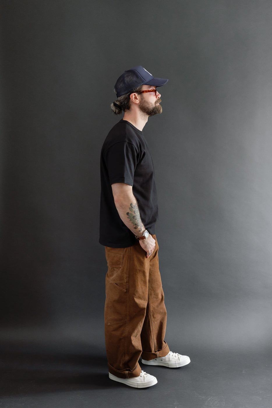 Full body side view of a 5'9