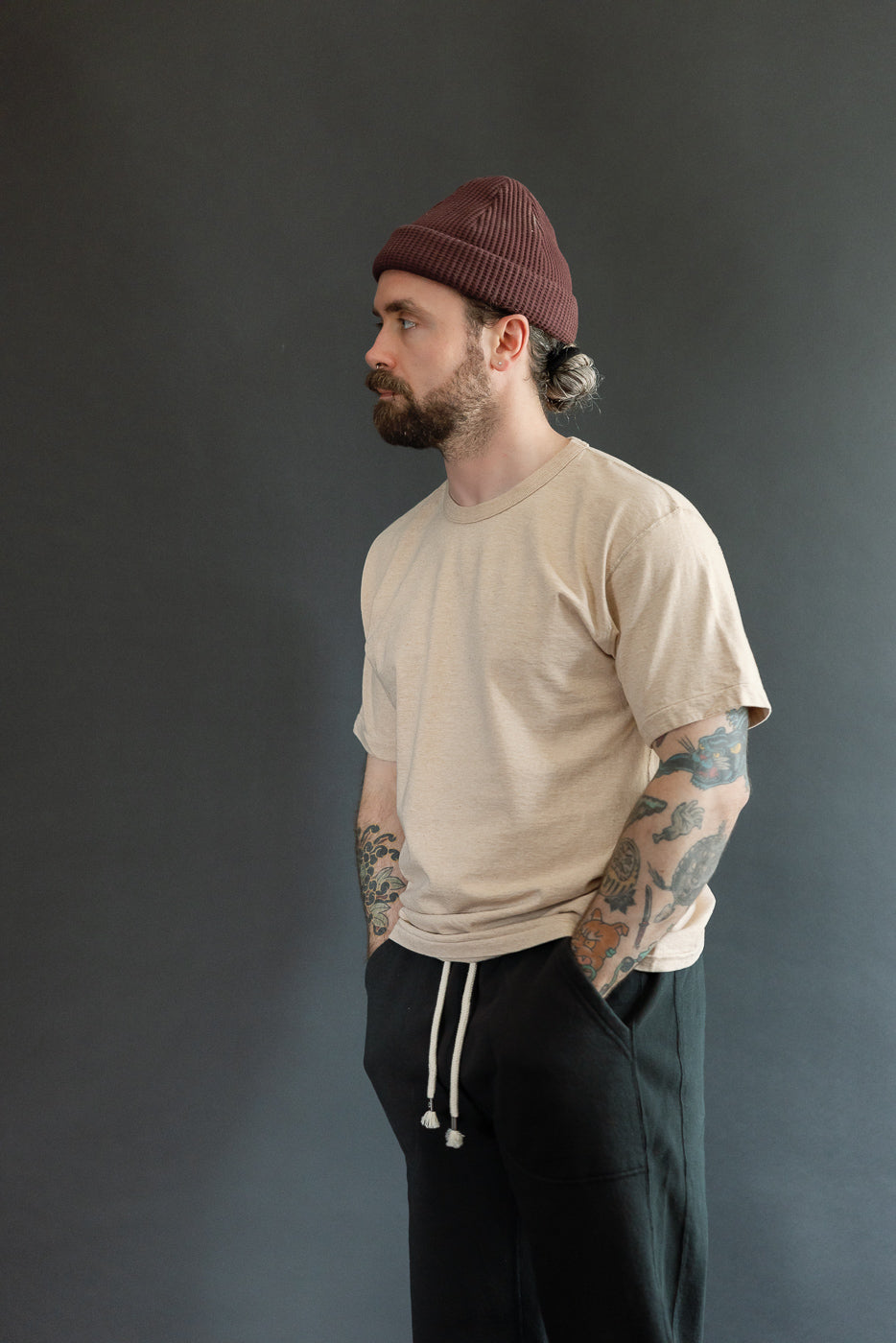 Male model, 5'9