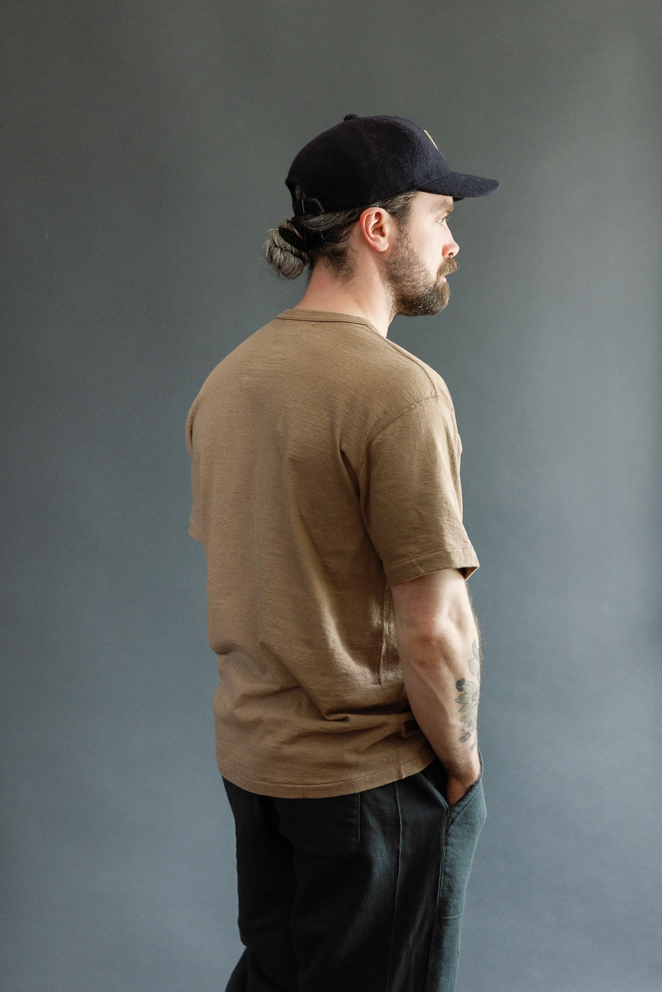 Male model, 5'9