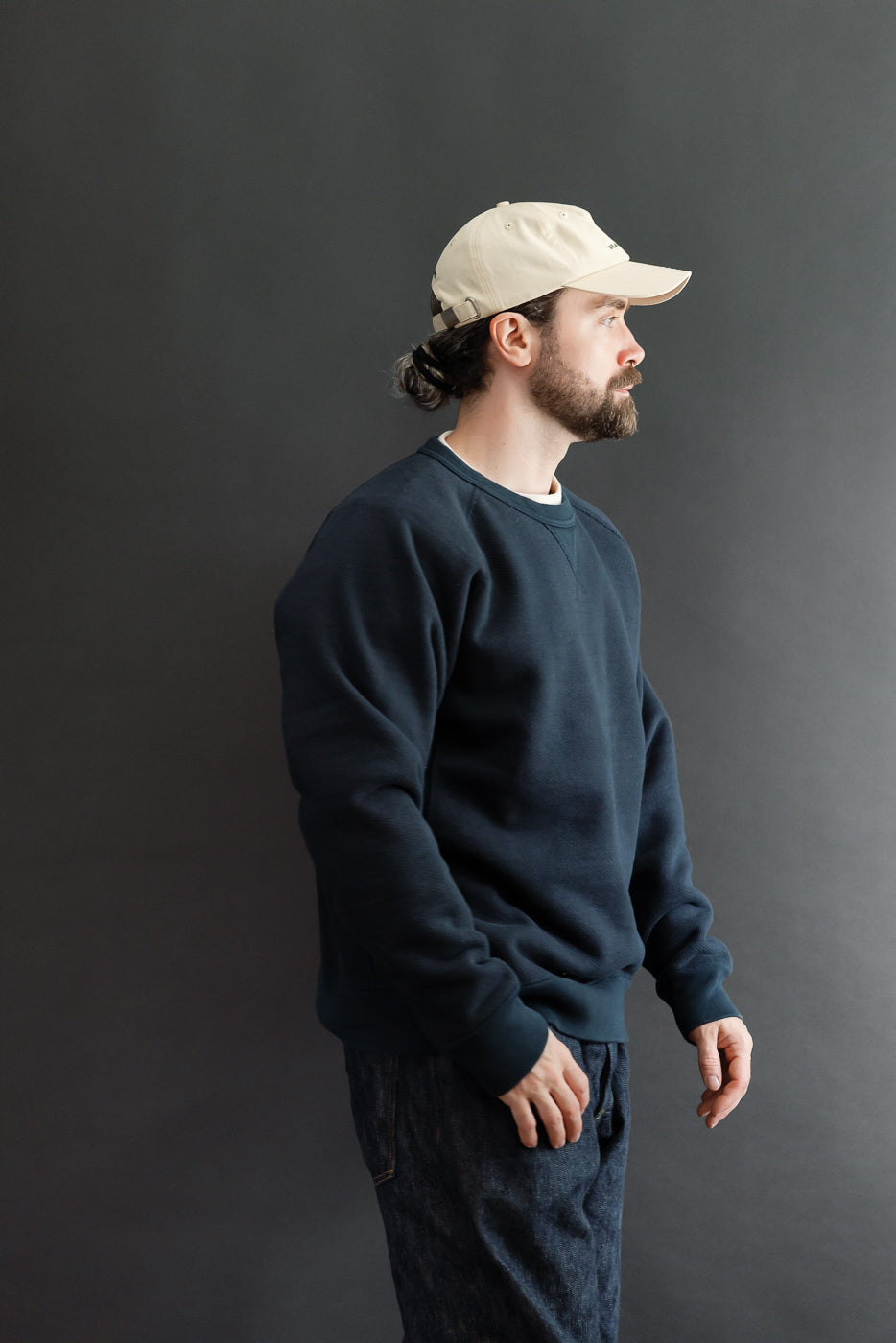 Profile view of a male model, 5'9