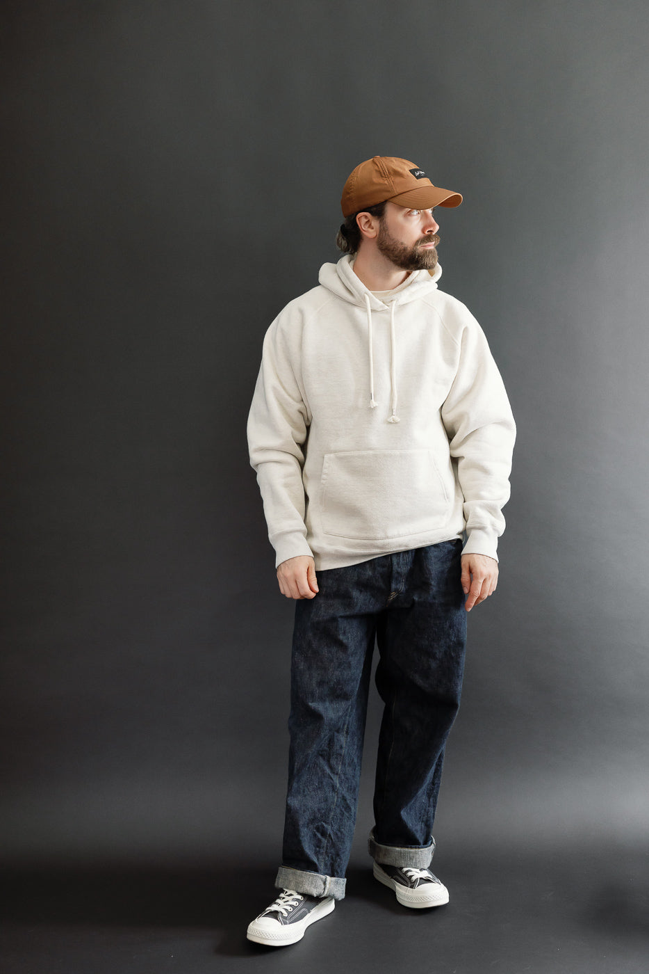 Full body front view of a 5'9