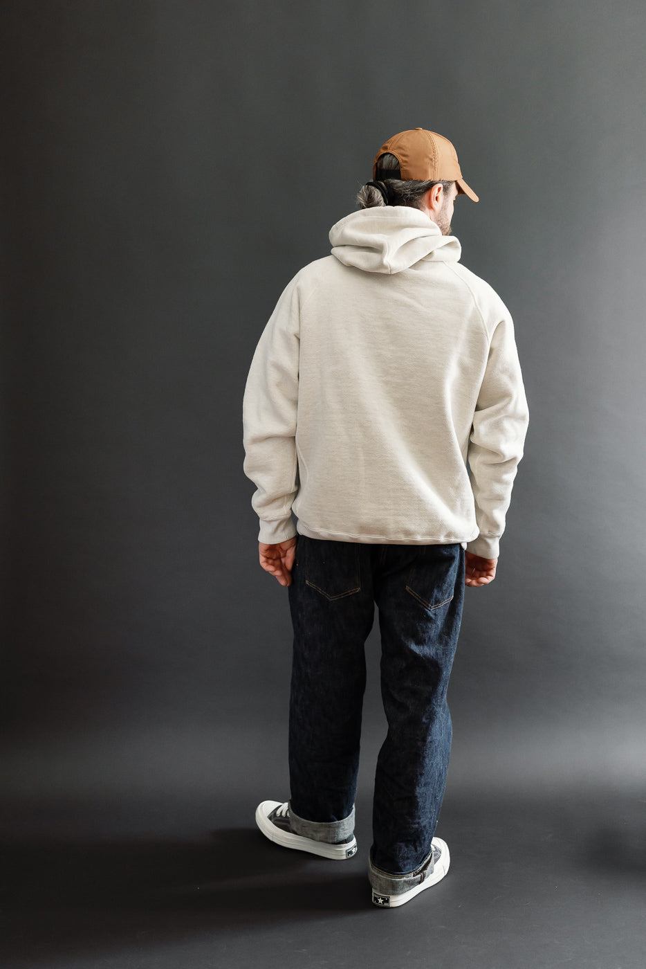 Full body back view of a 5'9