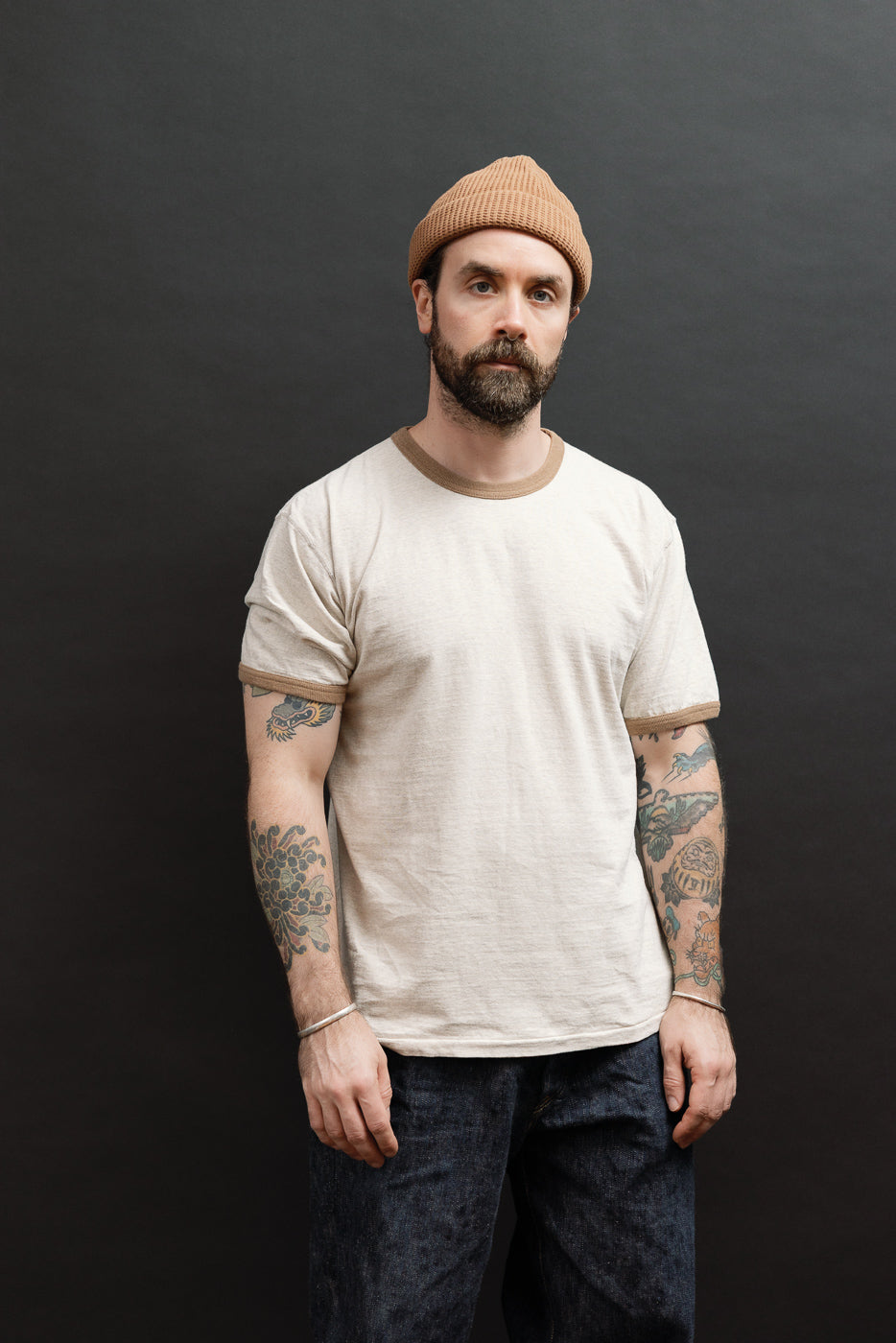Full body front view of a 5'9