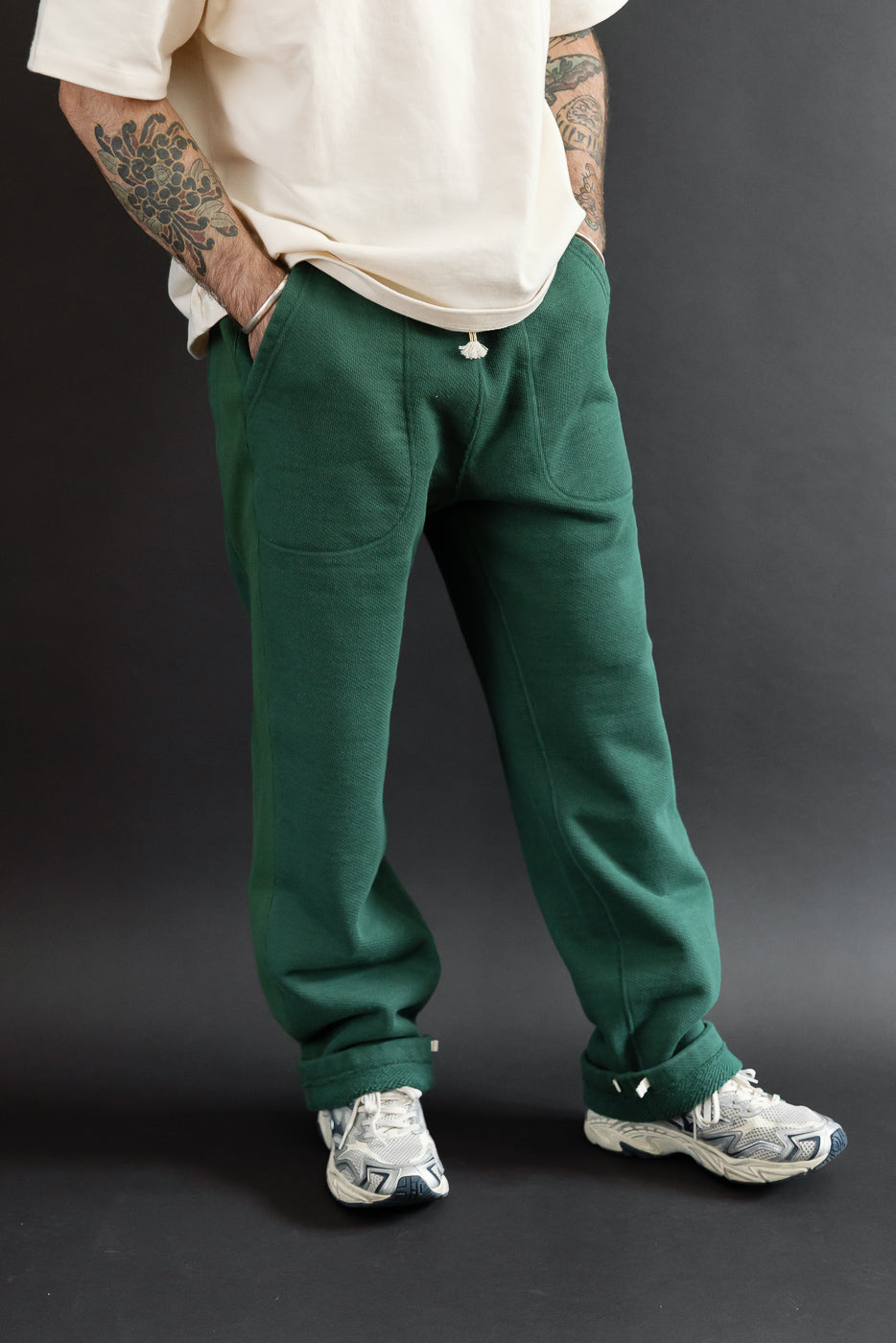 Full body front view of a male model, 5'9