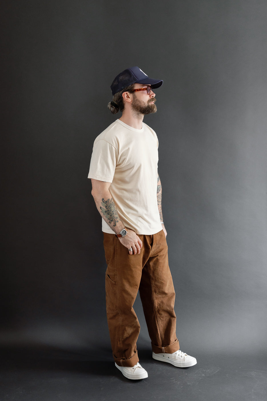 Full body side view of a 5'9