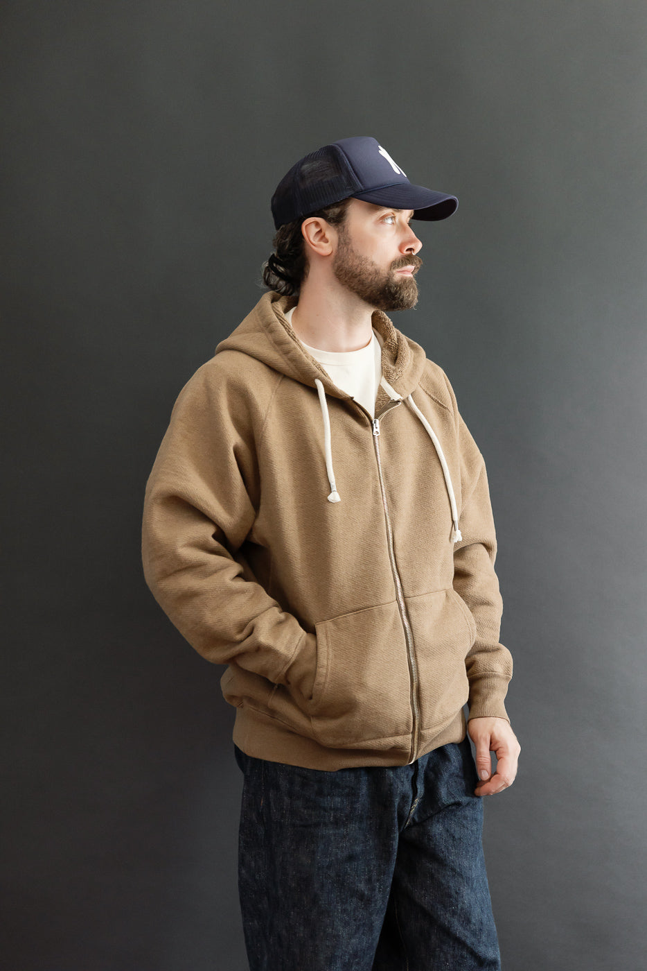 Full body, side view of a 5'9