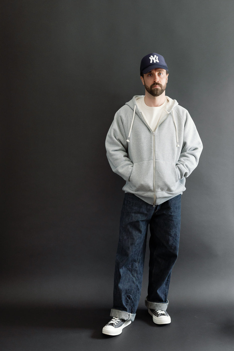 Full body front view of a 5'9