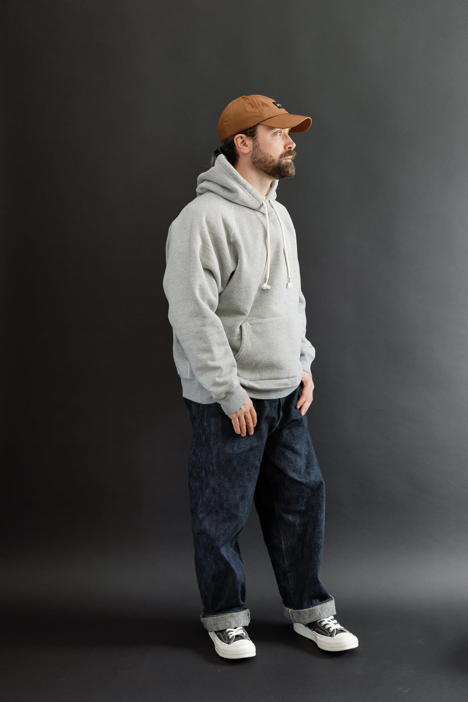 Full body side view of a 5'9