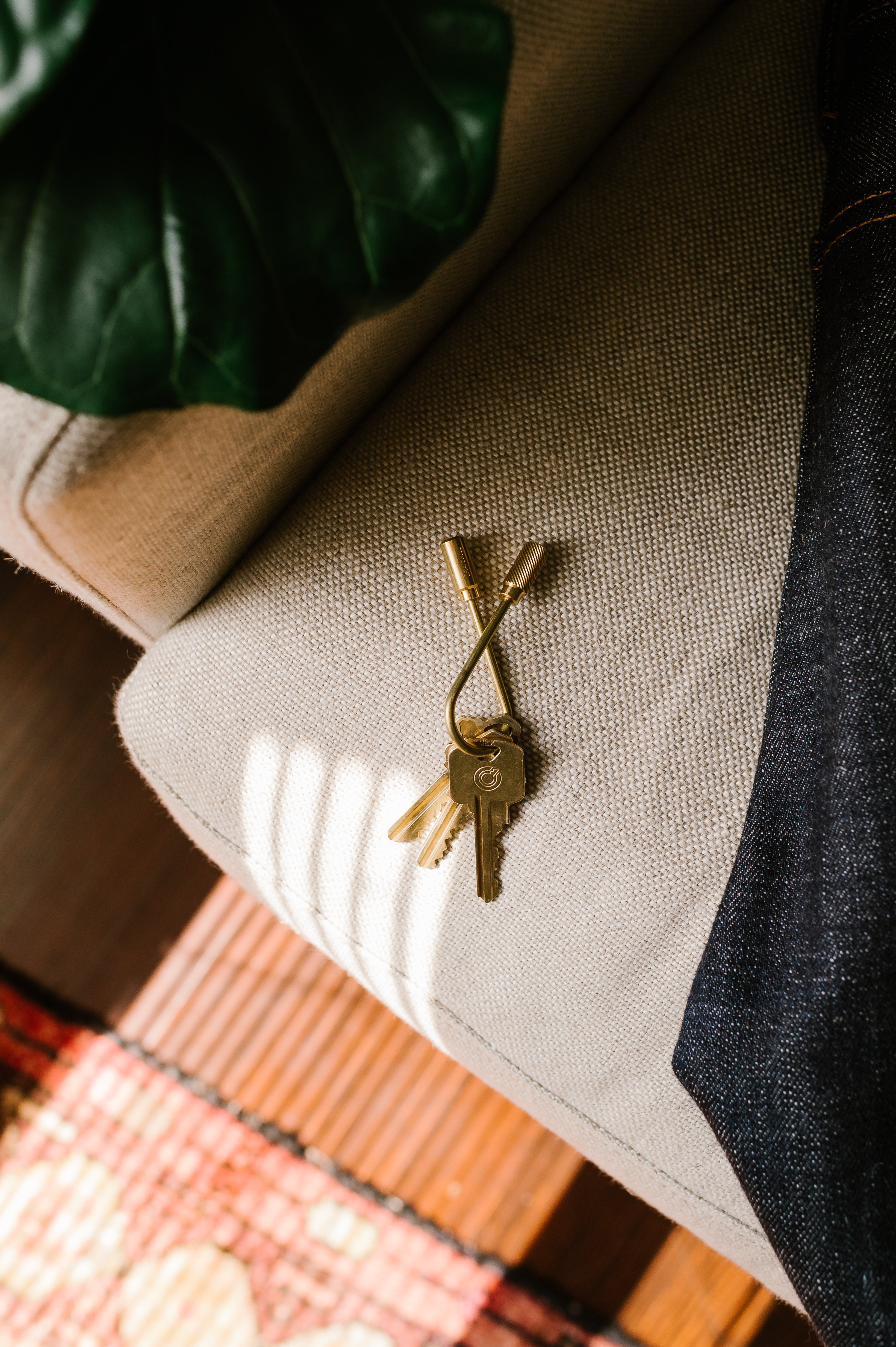 Closed Helix Keyring - Brass