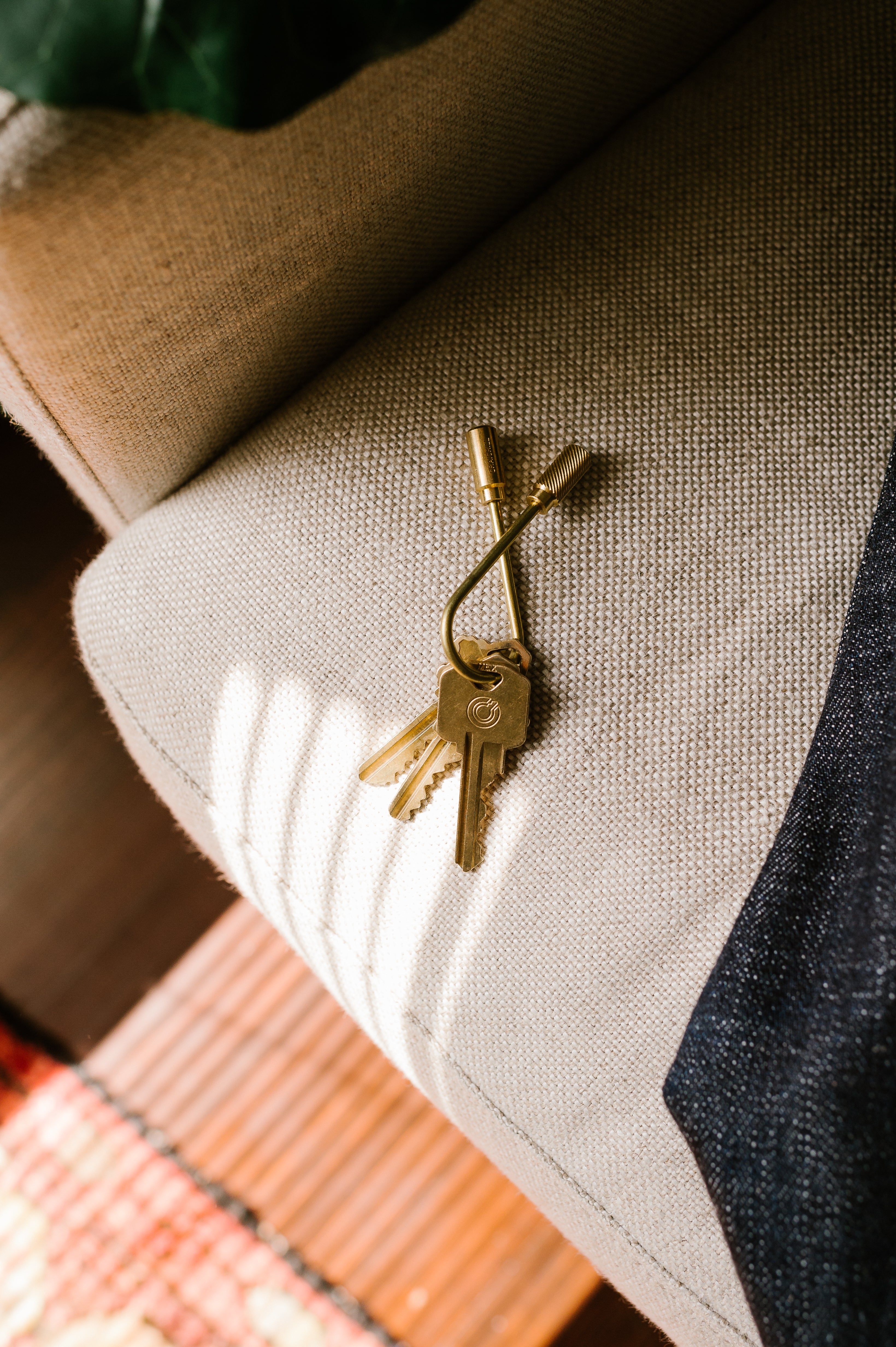 Closed Helix Keyring - Brass