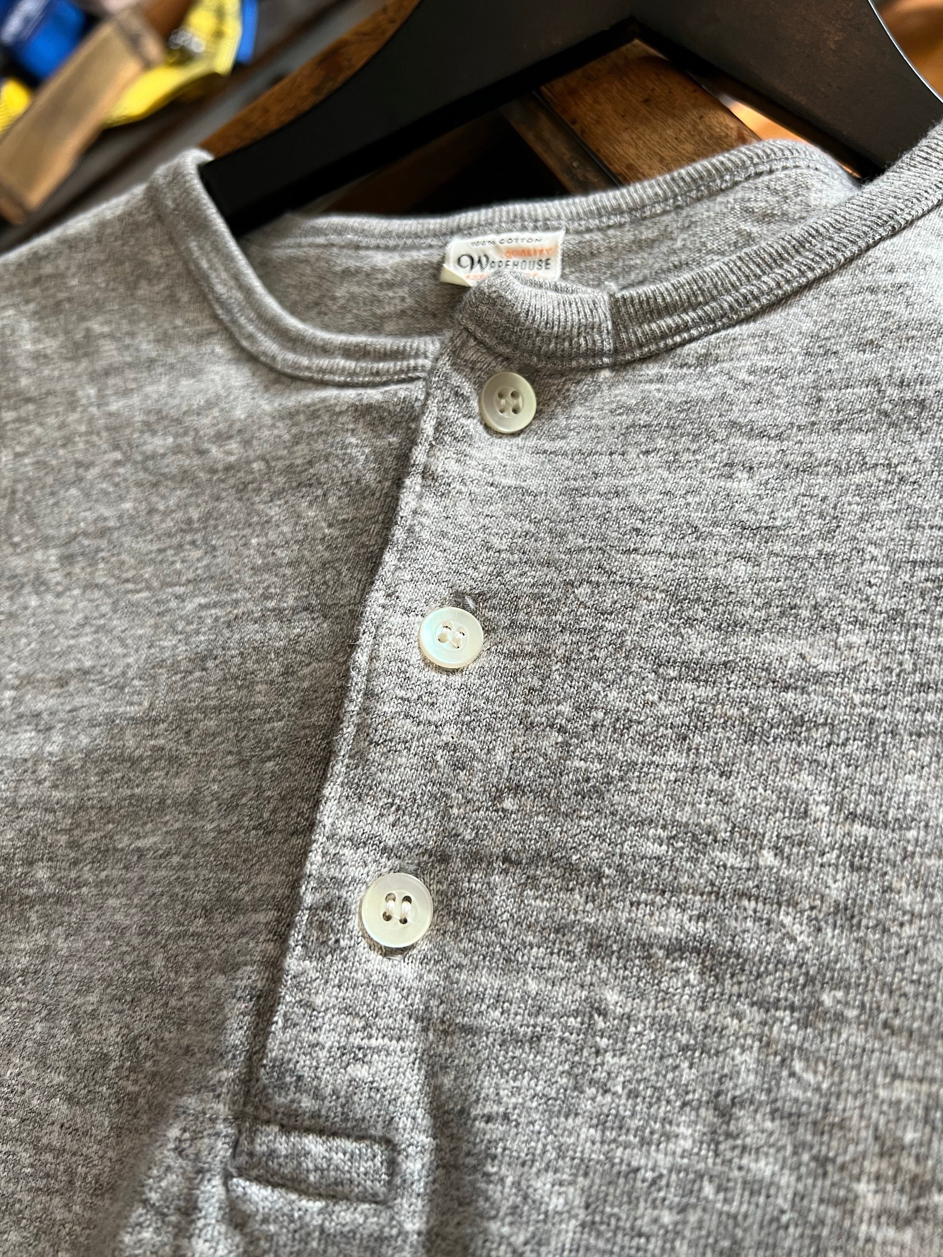 Gently Used Warehouse & Co. 3/4 Henley Tee - Heather Grey/Sumikuro - Large