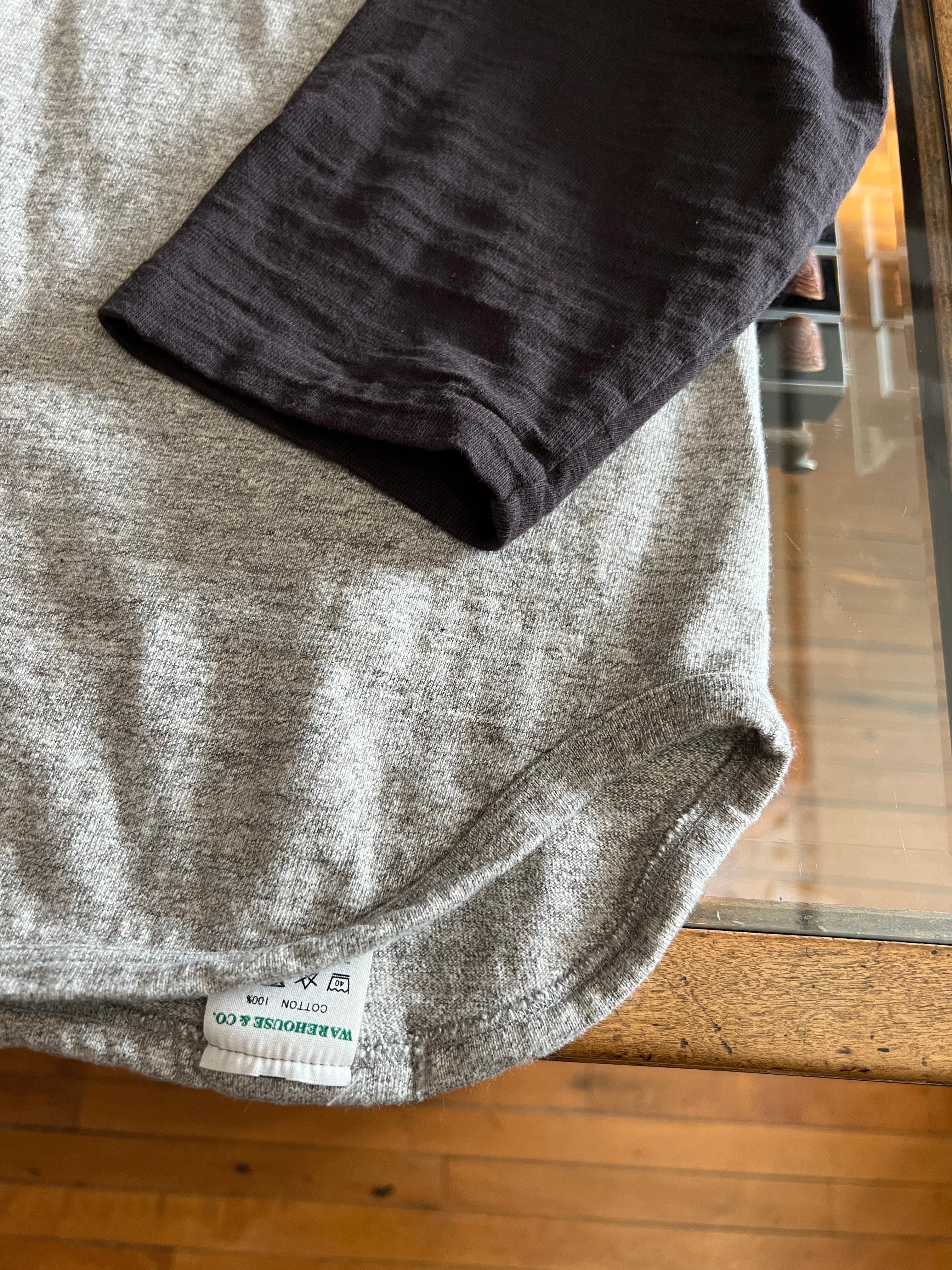 Gently Used Warehouse & Co. 3/4 Henley Tee - Heather Grey/Sumikuro - Large