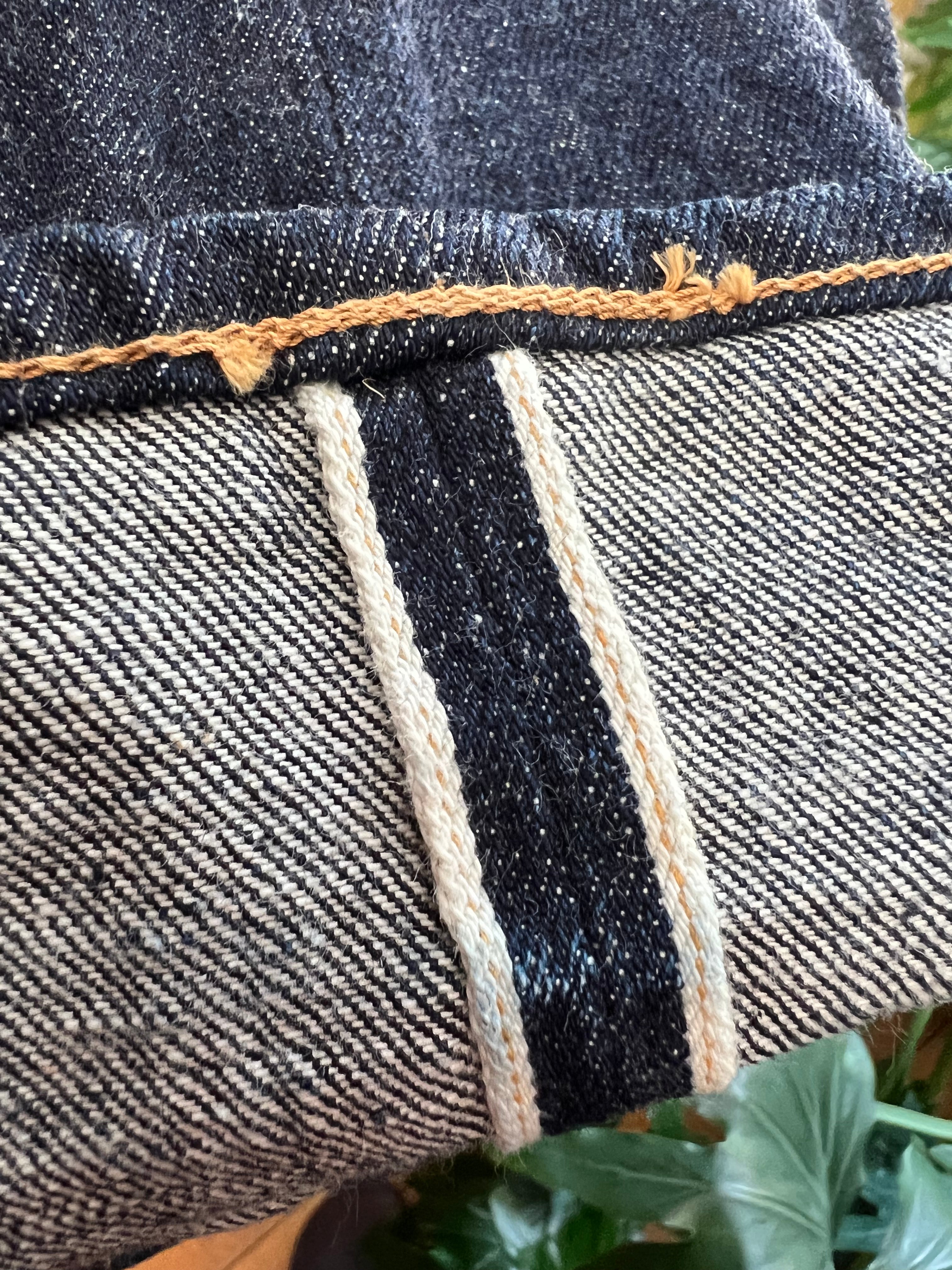 Gently Used Warehouse & Co. 800XX Standard Fit Jeans - Size 32 - Indigo