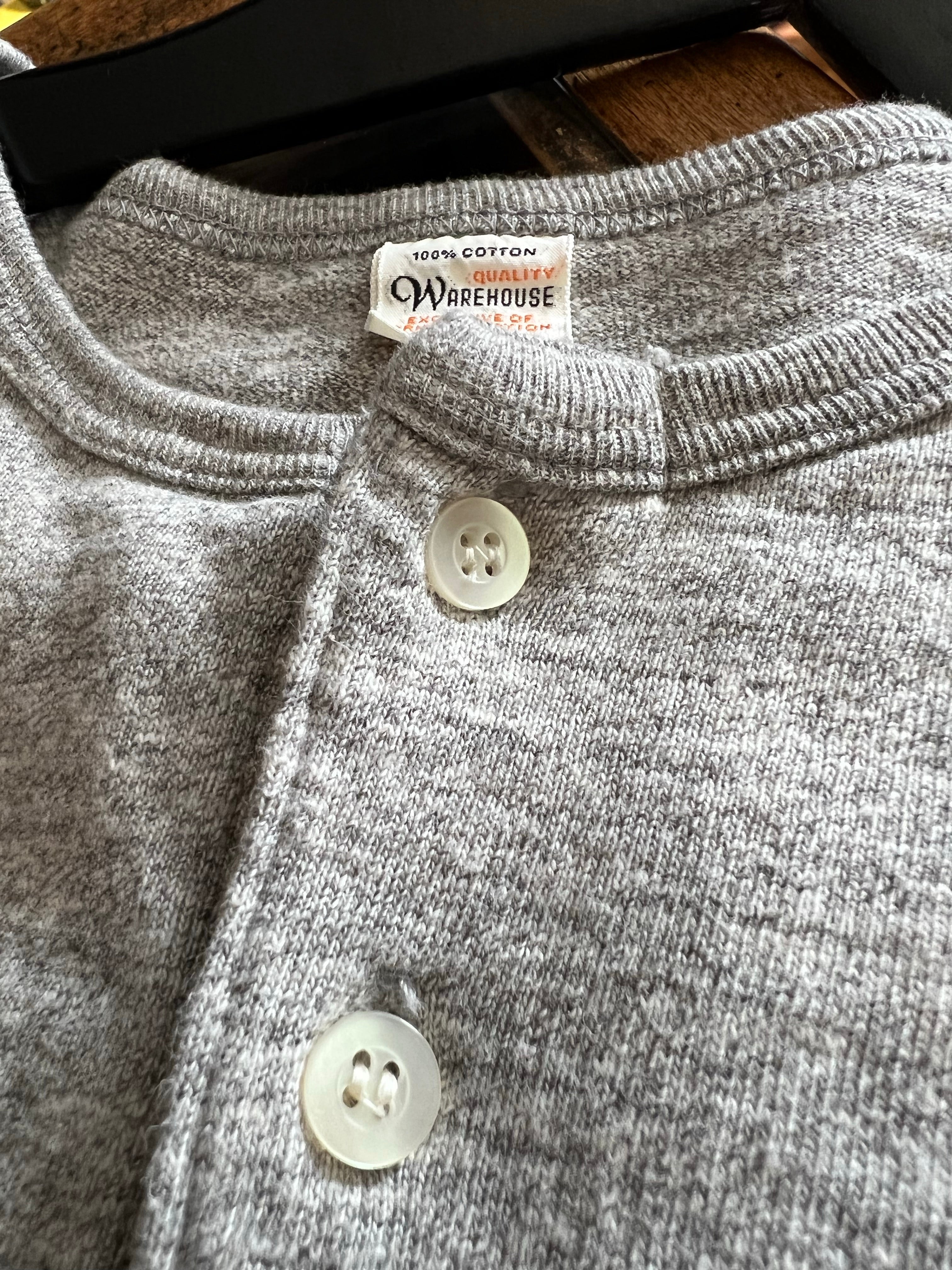 Gently Used Warehouse & Co. 3/4 Henley Tee - Heather Grey/Sumikuro - Large
